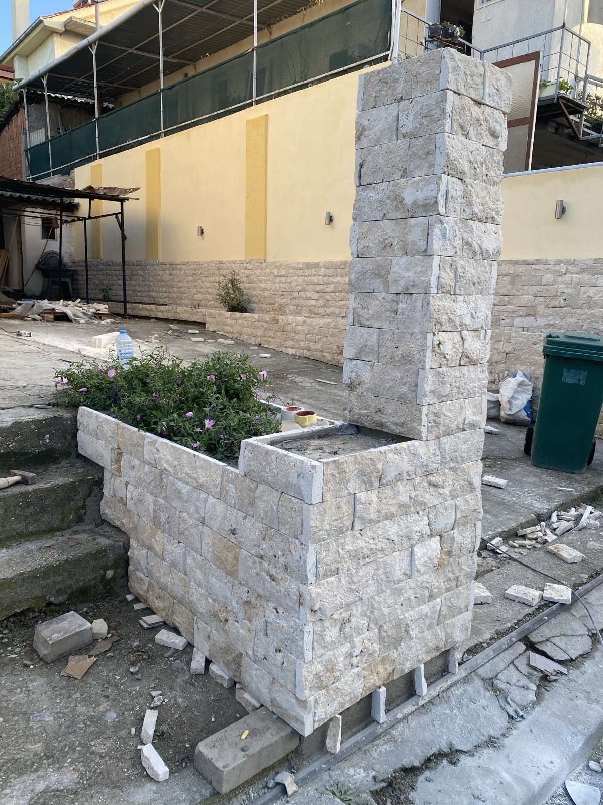 Изработена облога со украсен камен — фотографија 8